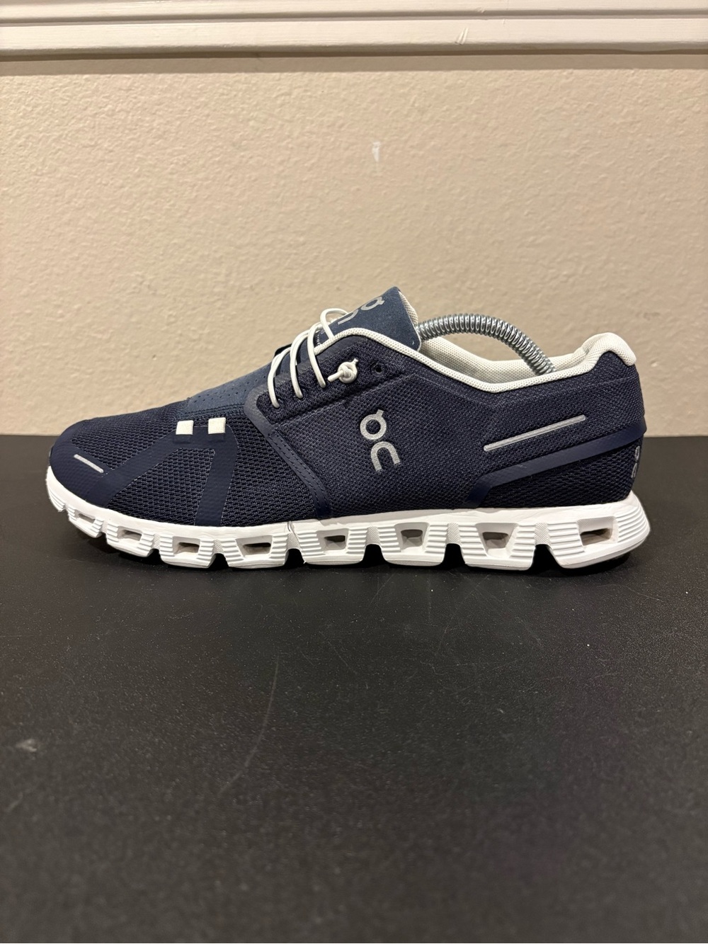On Cloud Running Shoes Men’s 10 Navy White Cloudtec Sneakers Worn Twice - Picture 3 of 9